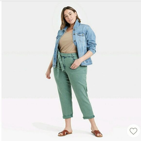 Ava & Viv Plus Size High Rise Tapered Jeans 22W - Picture 1 of 12